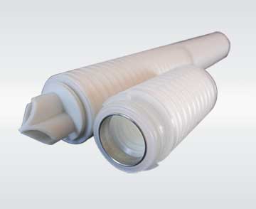 Pleated filter element