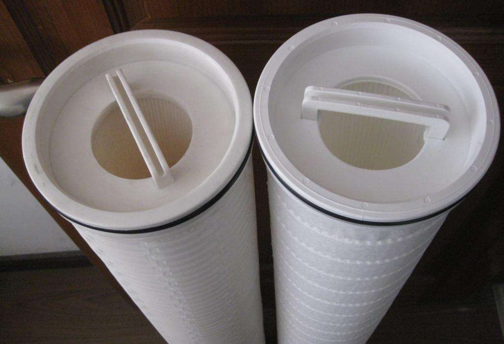 High flow filter cartridge for condensing water filtration