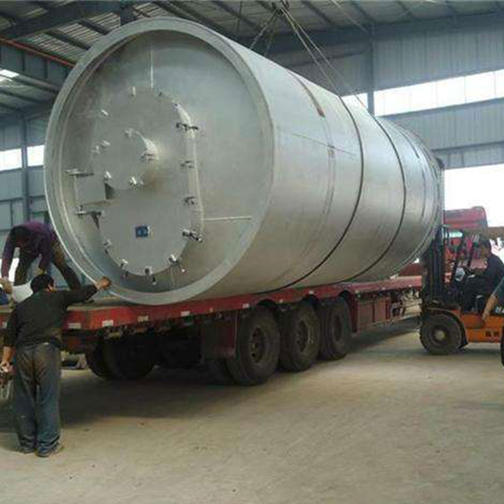 The waste tyre refining equipment is being shipped